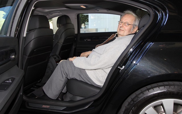 NHK交響楽団の首席客演指揮者アンドレ・プレヴィン氏と740Li