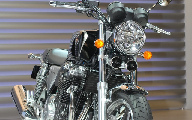 ホンダ CB1100