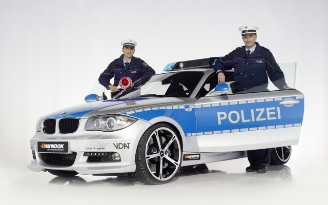 BMW1シリーズクーペ、ポリスカー仕様