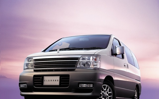 日産エルグランド