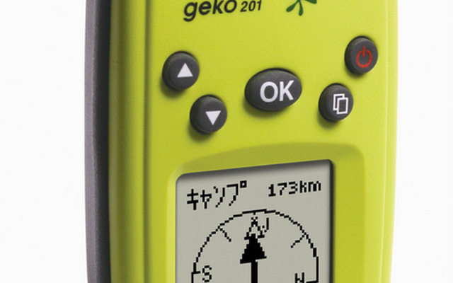 geko201　廉価版のGPSロガーだが、環粋なナビゲーションや白地図ベースの作図など機能は充実している。