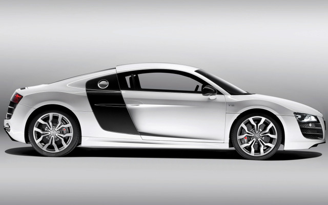 R8 5.2 FSIクワトロ