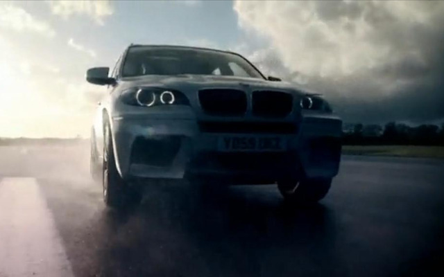 BMW X5M、アウディ Q7 V12TDI、ランドローバー レンジローバーの比較テスト