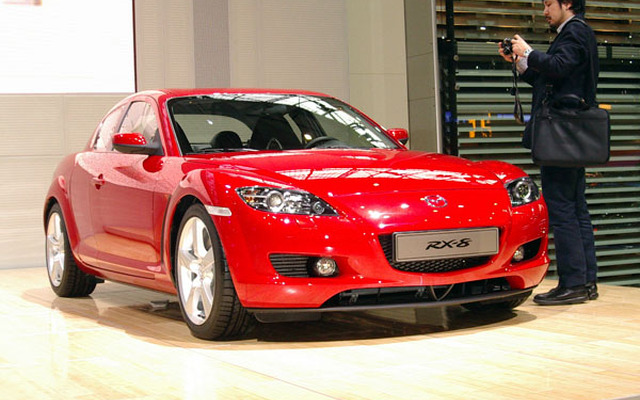 マツダ『RX-8』発売前に実車を見られる! 触れる!! 乗れる!!!