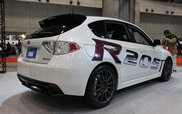 スバルテクニカルインターナショナルR205