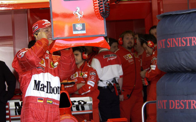フェラーリがシューマッハに契約延長オファー提示