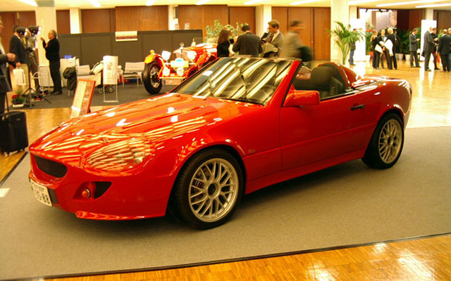 【ジュネーブショー2003続報】『ナオミIV』---日本から参加のカスタマイザー