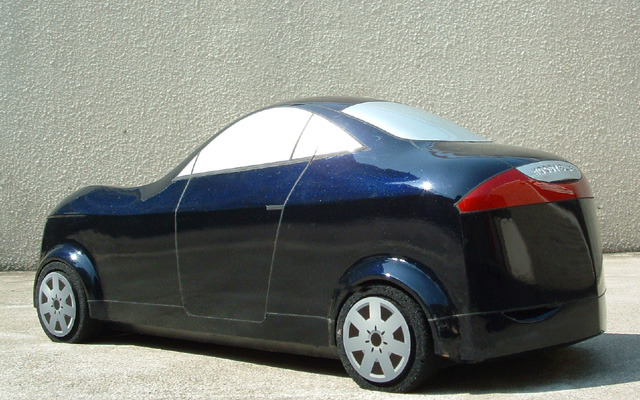 【未来のカーデザイナー】オトナのためのデートカー『MOODY BLUES』