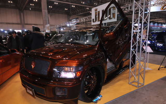 インフィニティ QX56「Pimp My QX」（J-LUG）