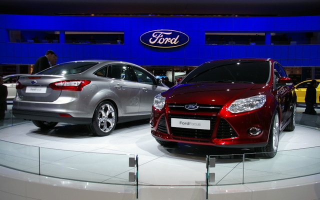 新型フォーカス。1月のデトロイトショーでEV、HVモデルの導入も発表された。