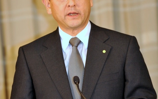 17日17時・トヨタ自動車東京本社ビルで会見に臨む豊田章男社長（撮影＝中島みなみ）