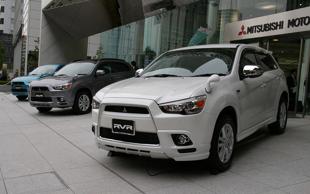 17日に発表された三菱の新型RVR