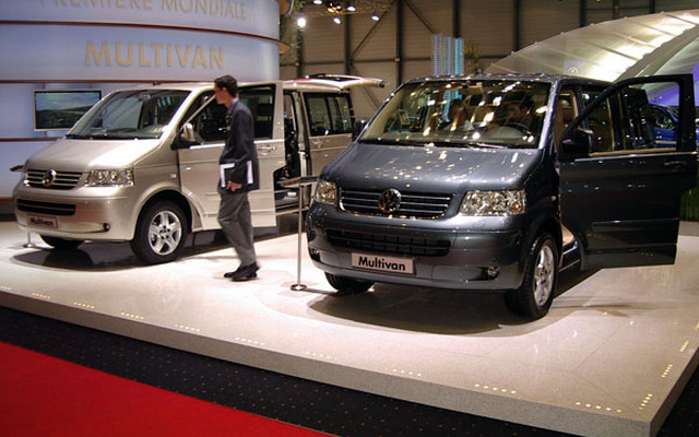 【ジュネーブショー2003続報】『マルチバン』『トランスポーター』『トゥーラン』…VWはバンバンバンと