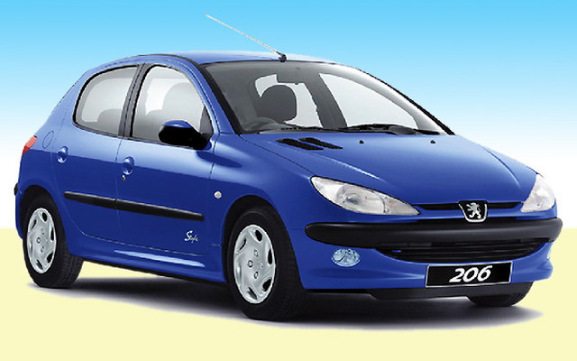 輸入車販売はプジョー、ミニの躍進でプラスに……2002年度の実績
