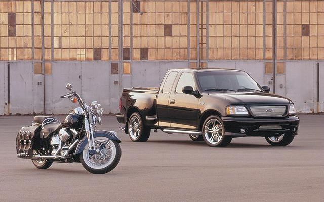 フォードとハーレービッドソンが共同開発したマッチョカー