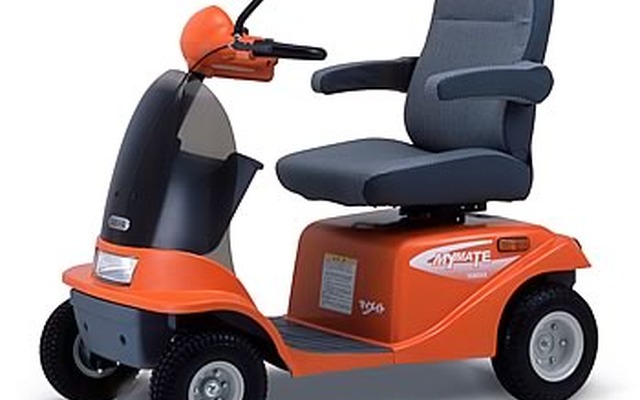 ヤマハ、ハンドル型電動車椅子に10色追加---位置情報サービスもスタート