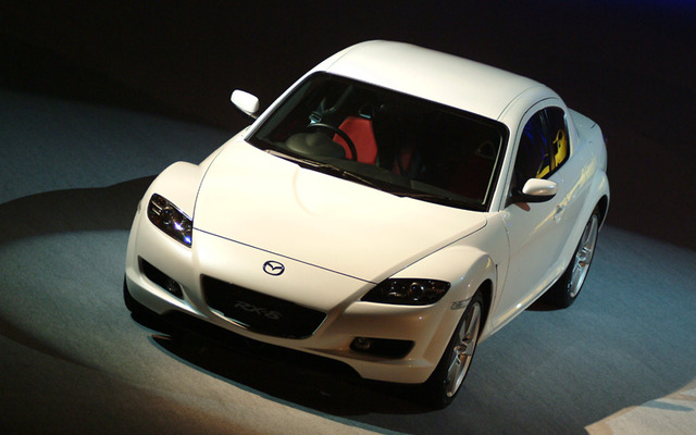【マツダ『RX-8』発表】アルミ材は神戸製鋼所と神鋼アルコア