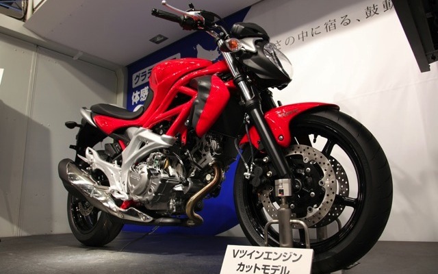 スズキ・グラディウス400 ABS