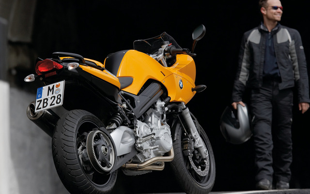F800S