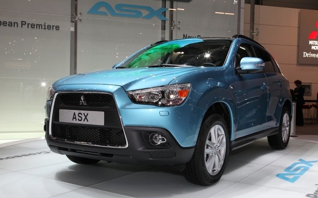 三菱 RVR 改め ASX