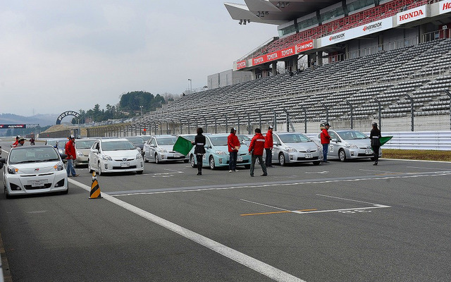 ハイブリッド車だけのレースが開催される（写真は3月に行われたイベント内のハイブリッドチャレンジ）
