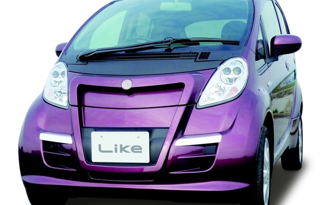 光岡、新型電気自動車「雷駆」発表
