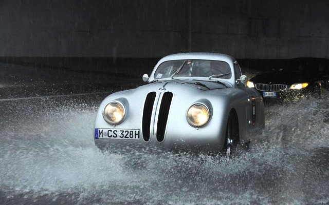 BMW328