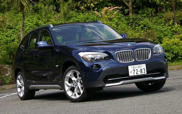 X1 xDrive 25i（18インチホイール）