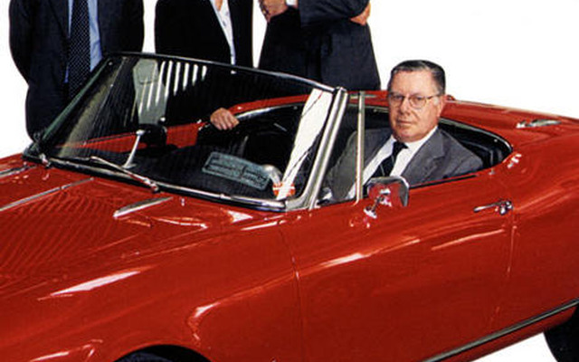 車上がセルジオ、後列向かって左からパオロ、ロレンツァ、アンドレア（photo：Pininfarina）