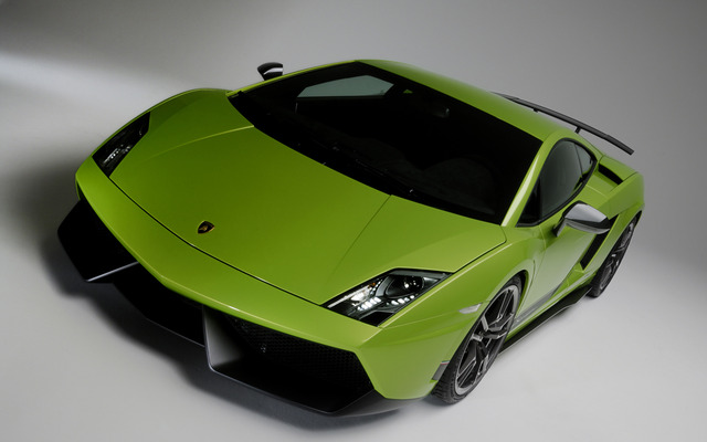 ガヤルド LP570-4 スーパーレジェーラ