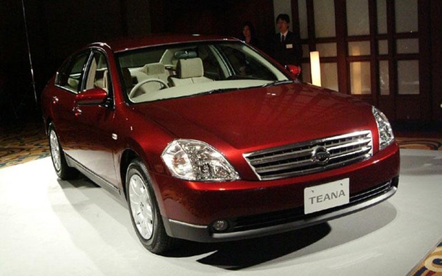 日産、自己株取得と新株予約権発行を決議