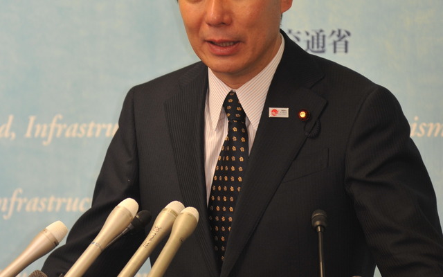 鳩山政権最後の前原国交相会見　撮影＝石田信一郎