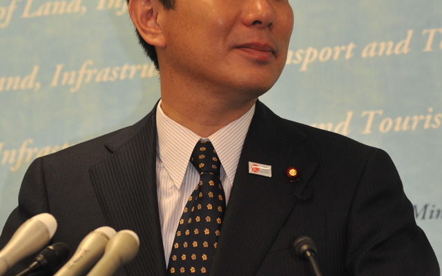 鳩山政権最後の前原国交相会見　撮影＝石田信一郎