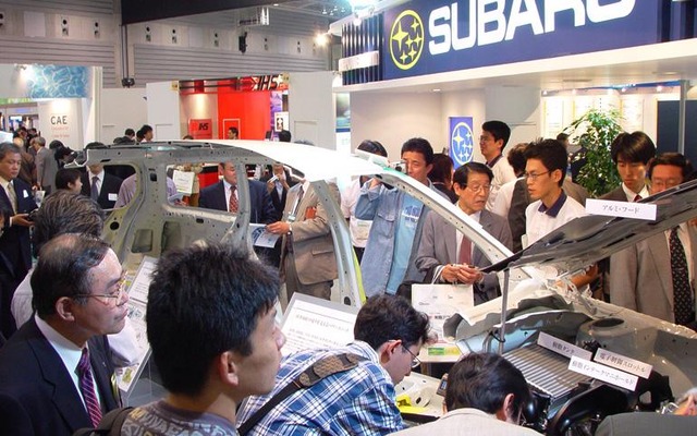 【人とくるまのテクノロジー】新型スバル『レガシィ』がいた?!