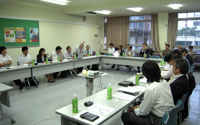 すみだ産学官連携プラザで開催された意見交換会