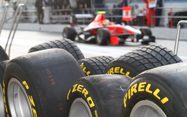 F1、来季からピレリがタイヤ供給…11 - 13年の3年間