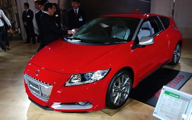 CR-Z。2月26日発売