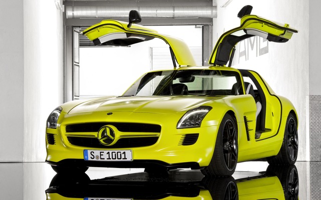 SLS AMG E-CELL