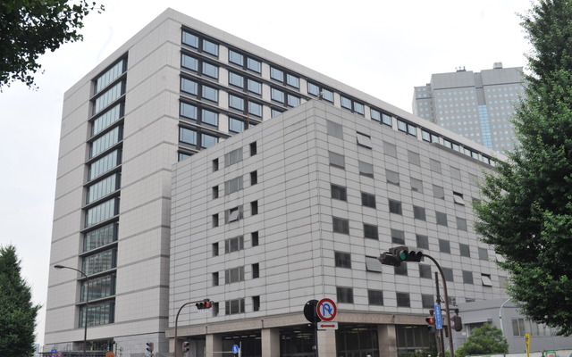 議員定数削減？　でも、新館はこんなに大きくなった（衆議院第2議員会館）　撮影＝中島みなみ