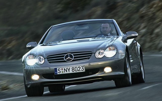 メルセデスベンツ『SL』にハイパワーの「SL600」