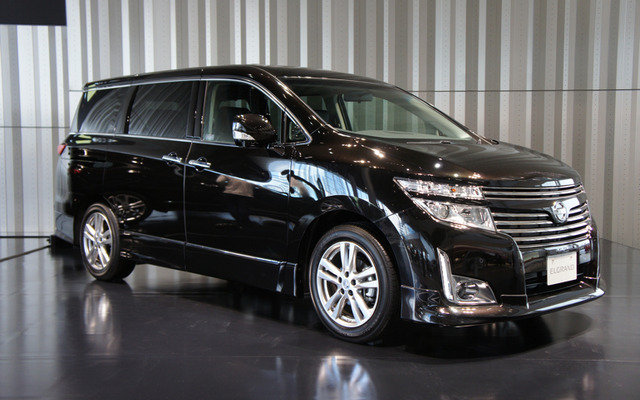 日産 新型 エルグランド