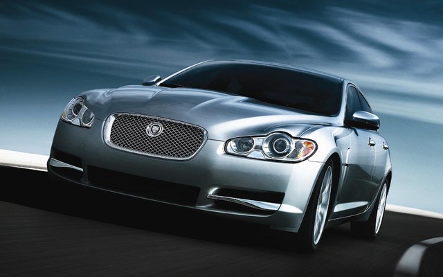 XF 3.0 LUXURY LIMITED