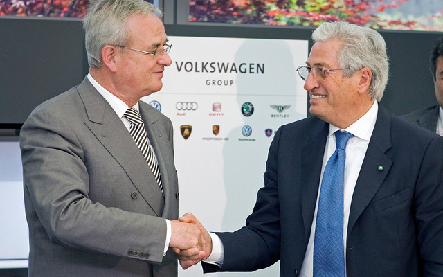 VWのヴィンターコルン会長とジウジアーロ氏