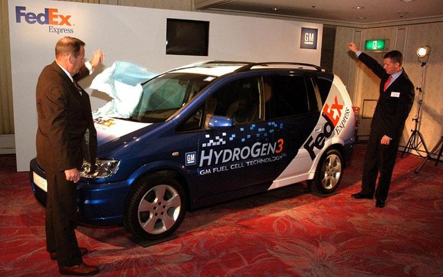 GMの燃料電池車が9日に東京・有明で“営業開始”