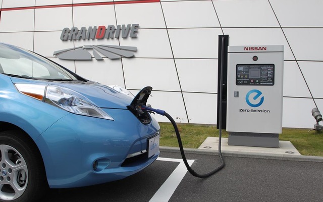 スマートグリッドにおいては移動式電池としての役割を担うEV