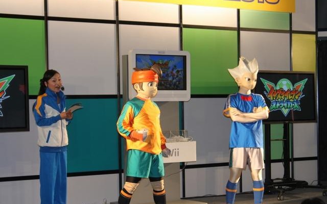 【TGS 2010】ステージも大盛り上がり～Wii『イナズマイレブン ストライカーズ』  【TGS 2010】ステージも大盛り上がり～Wii『イナズマイレブン ストライカーズ』 