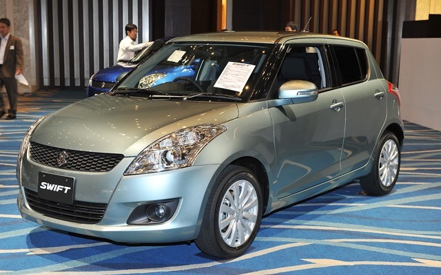 スイフト新型
