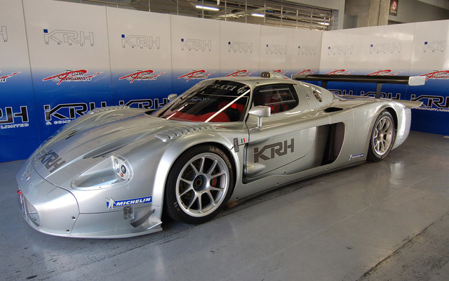 青山王子氏が所有するマセラティ『MC12コルセ』