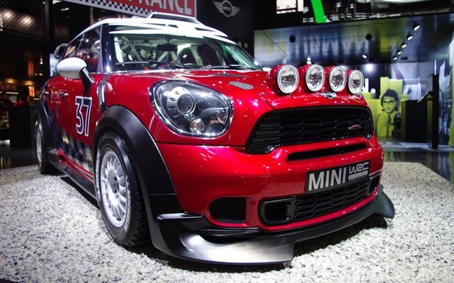 MINI クロスオーバー WRCマシン
