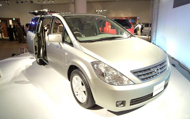 日産自動車が社債発行---利率1％で、700億円を調達